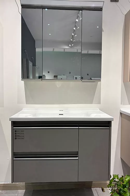 Multi-Layer Solid Wood Bathroom Vanity with Mirror Cabinet